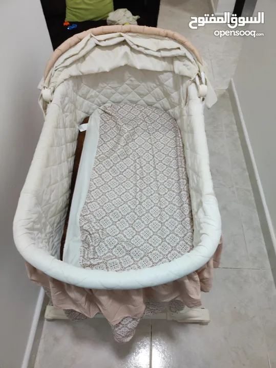 سرير اطفال للبيع مستعمل نظيف - (215490362) | السوق المفتوح