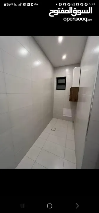 شقه للبيع خلف المدارس العالميه