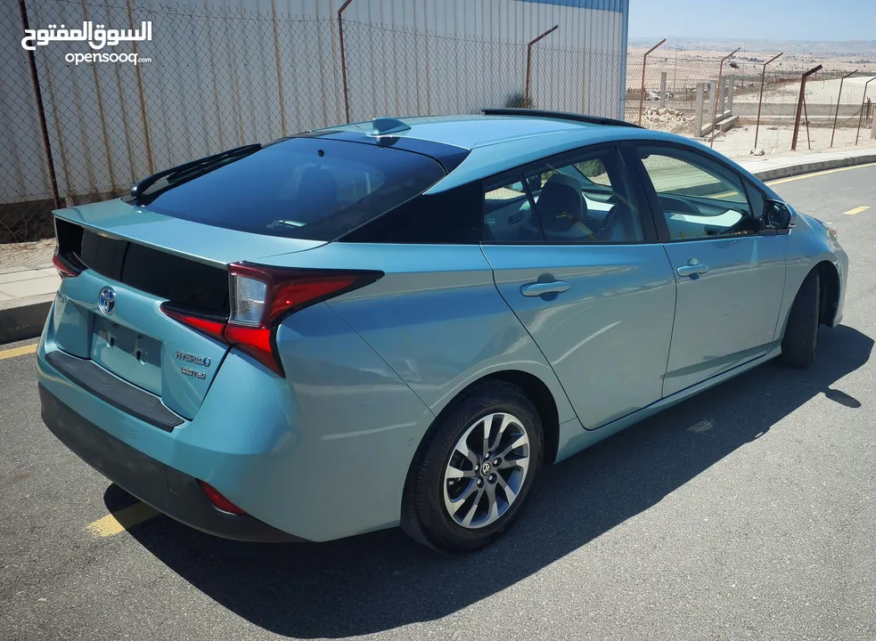 تويوتا بريوس 2022 ليمتد أعلى صنف فحص كامل TOYOTA PRIUS LIMITED FULLY LOODED