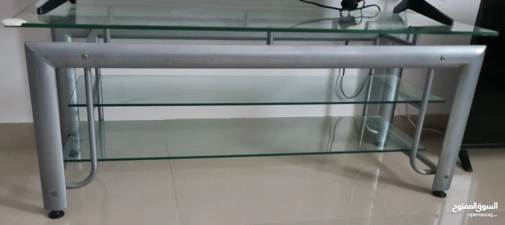 tampered  glass  TV stand