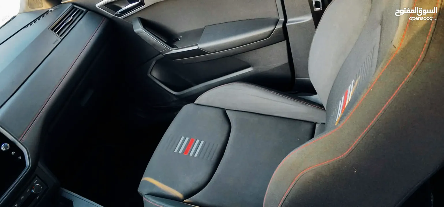 سيت ابيزا للبيع موديل 2022 SEAT lbizaFR بحالة الوكالة دهان شركة عداد قليل