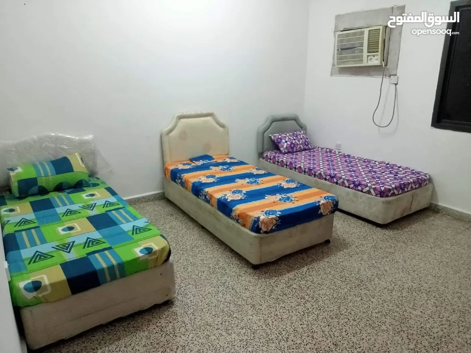 سراير وغرف مفروشة للايجار اليومي  للوافدين فقط بمسقط Beds and furnished rooms for rent a in Muscat