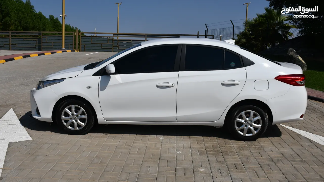Cars for Rent Toyota-Yaris-2022