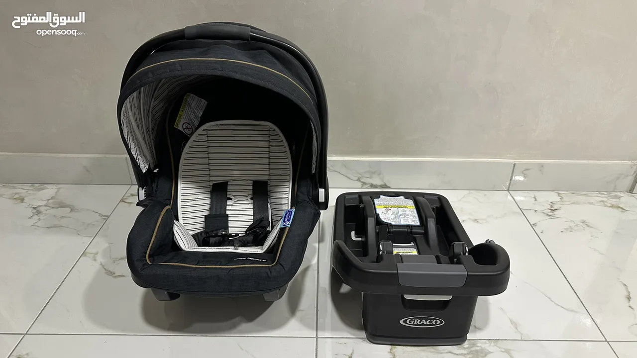 Graco snugride 35 car seat with base