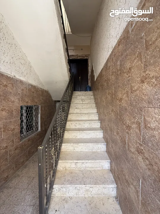 بيت مستقل للبيع مساحة 500 متر