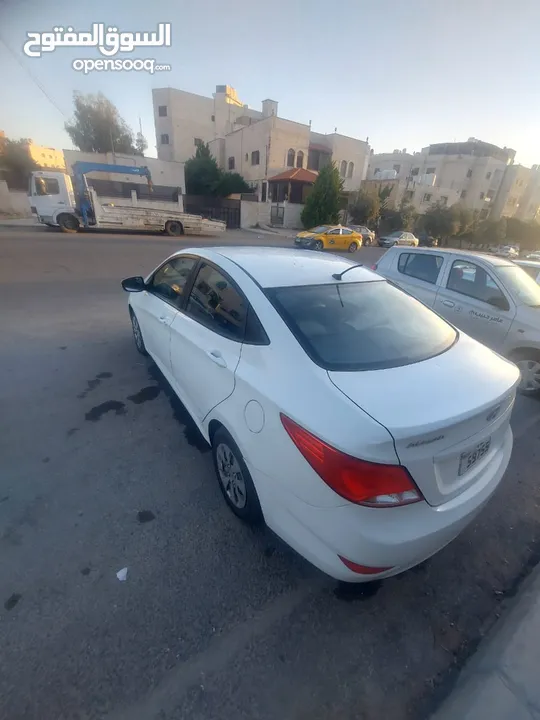 اكسنت 2016 للبيع