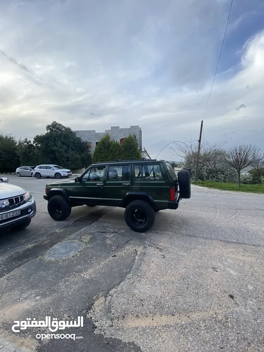 Jeep Cherokee xj 1995   جيب شيروكي  قابل للتفاوض بحالة ممتازة