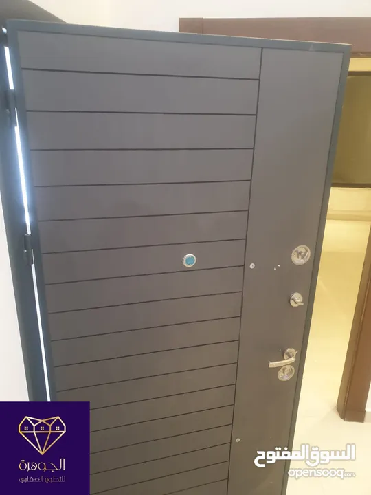 طابق اخير مع روف دوبلكس فاخر لم يسكن لقطه وبسعر مغري جدا عرض خاص أرقى مناطق خلدا وام السماق
