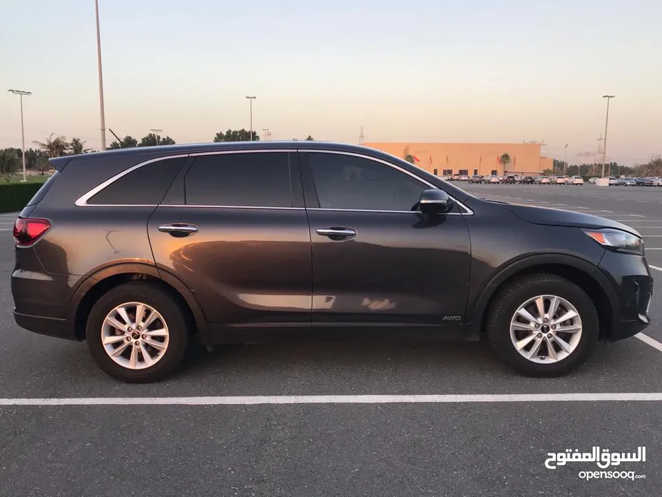 ‏2019 Kia Sorento LX (UM)