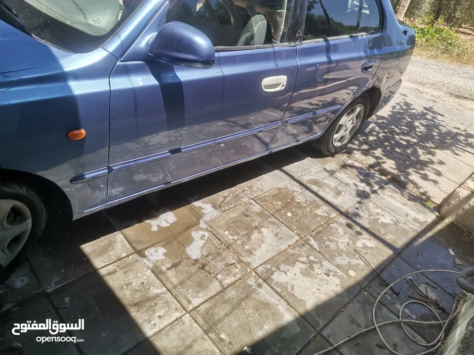 هونداي اكسنت موديل 2000 قصت الفيرانا الون ازرق قابل للتفاوض