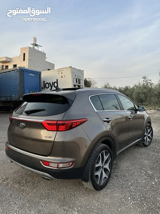 جيب كيا سبورتج 2018 4*4 وماتور 2000 ديزل وبنوراما فل سعرر حررق