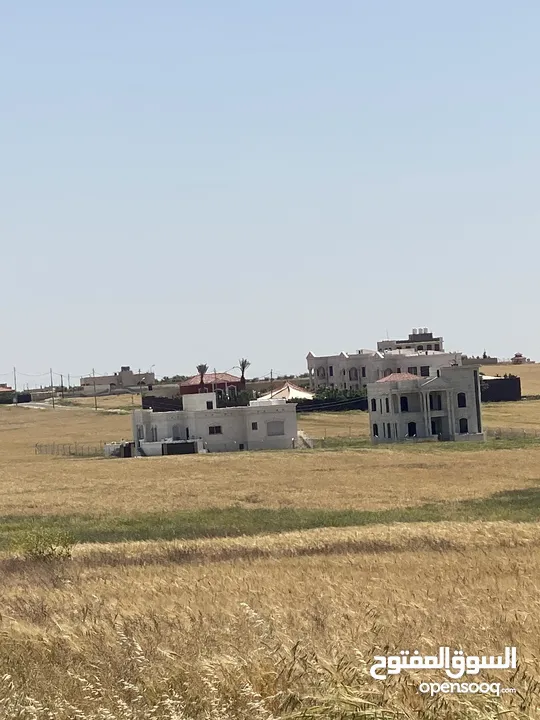تملك في اجمل منطقة في منجا قطعة ارض 3400 متر  من المالك مباشرة.