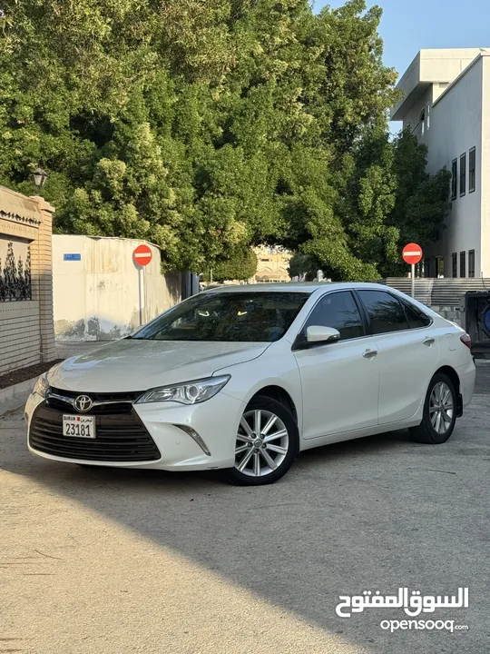 TOYOTA CAMRY 2016 GLX (EXCELLENT CONDITION!)