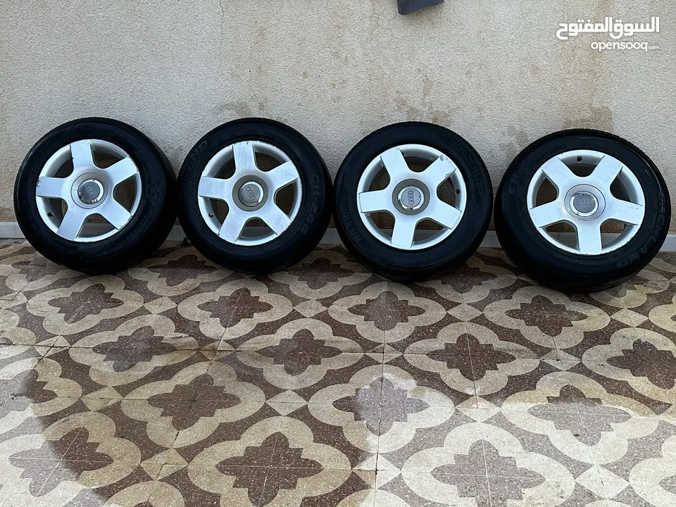 Audi Rims+tires In perfect condition/ جنطات اودي للبيع مع كوشوك