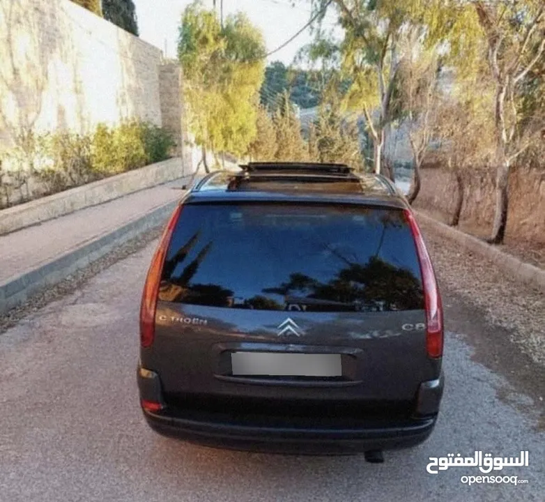 ستروين C8 مرخصة 7 ركاب