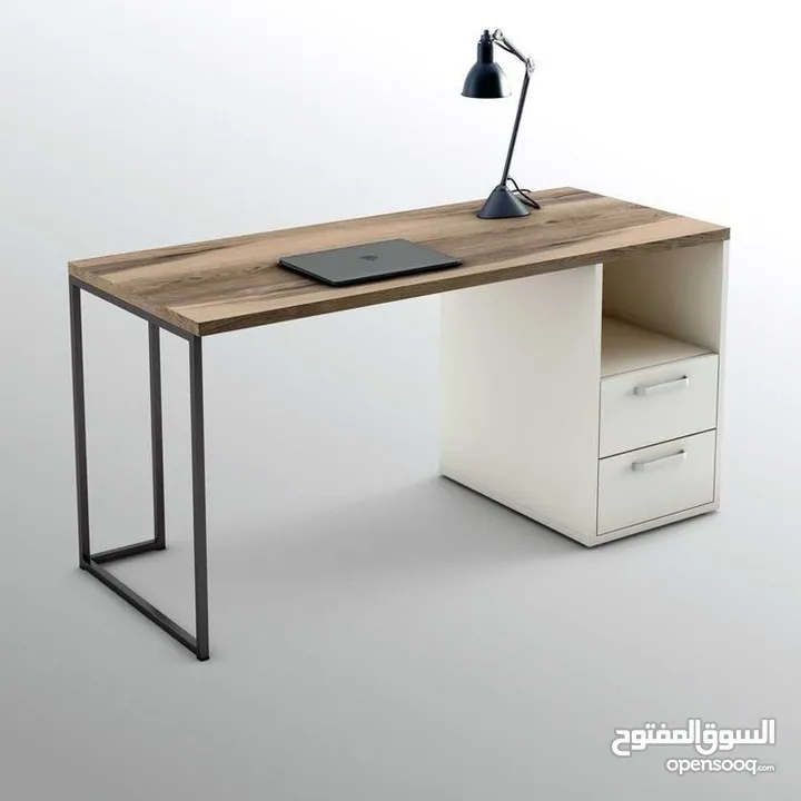 عروض تصل إلى 50٪ على مكاتب المدير