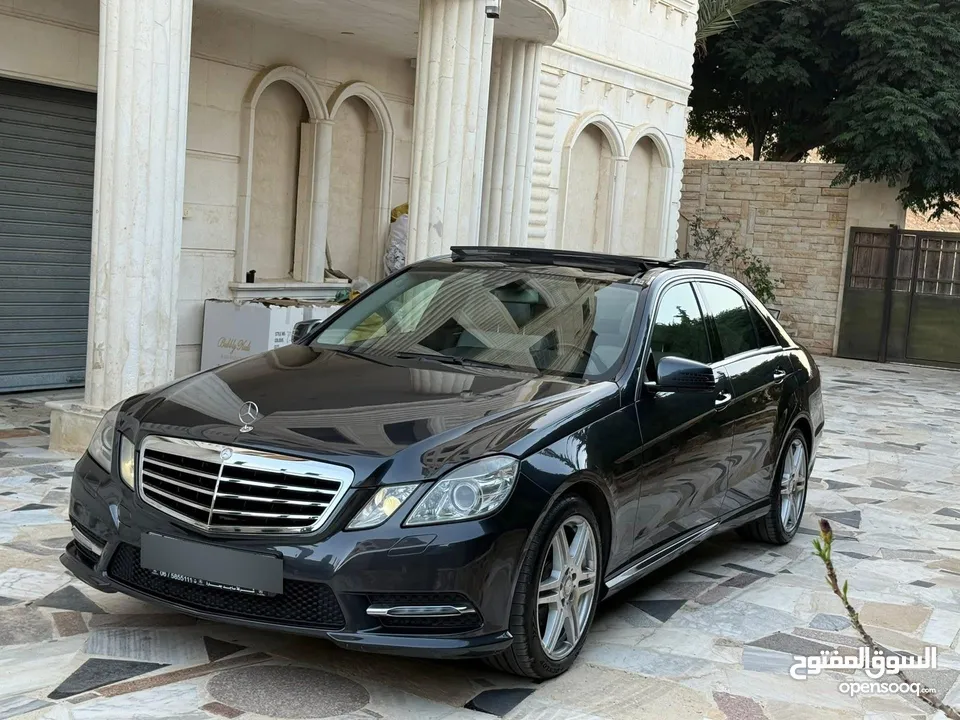 مرسيدس e200 2013 فل كامل بحالة الوكالة للبيع