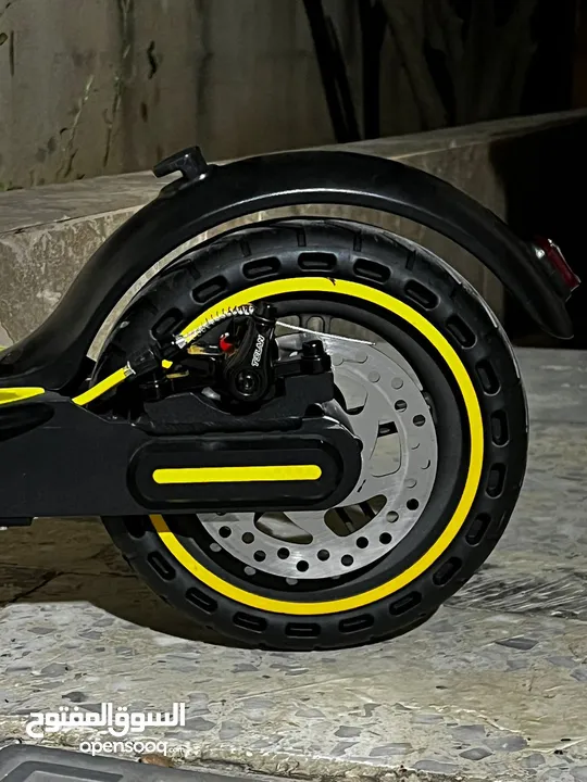 سكوتر كهربائي e-scooter