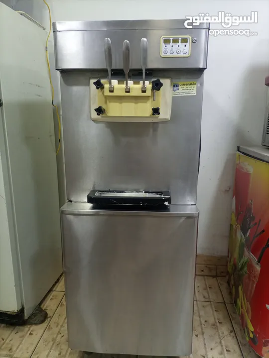 ماكنة بوظة
