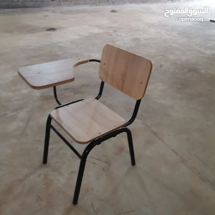 مقاعد مدرسية للبيع