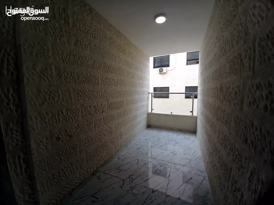 شقة طابق ثاني للبيع في البنيات ( Property ID : 30782 )