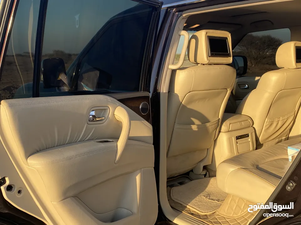 نيسان انفنتي QX56