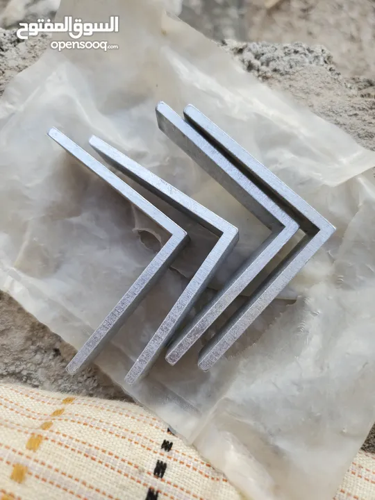 زوايا الومنيوم Aluminum Corners