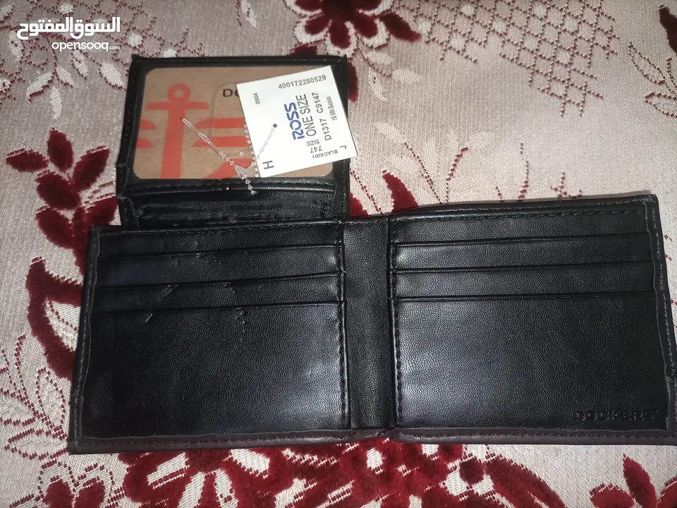 محافظ عدد اتنين جديد ووحده مستعمله اسبوع بحالة الوكاله