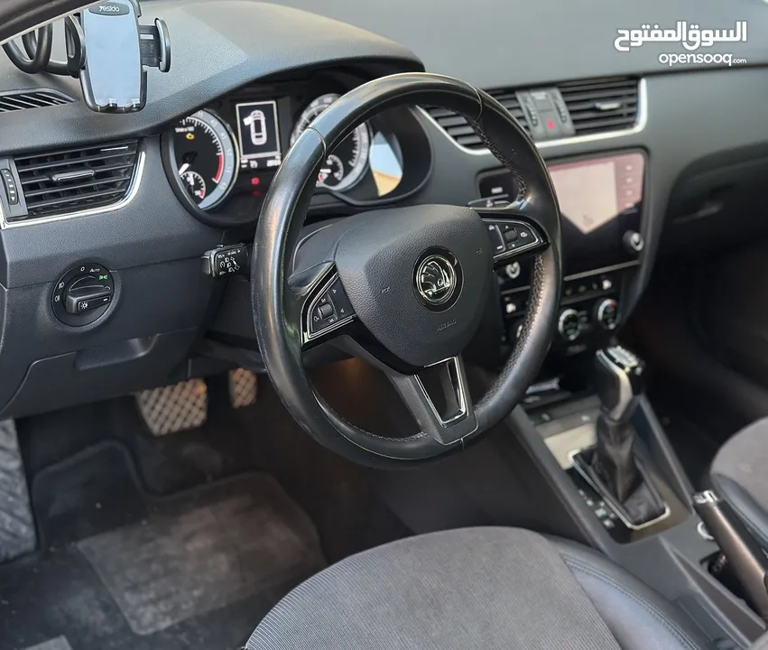 سكودا اكتافيا2021