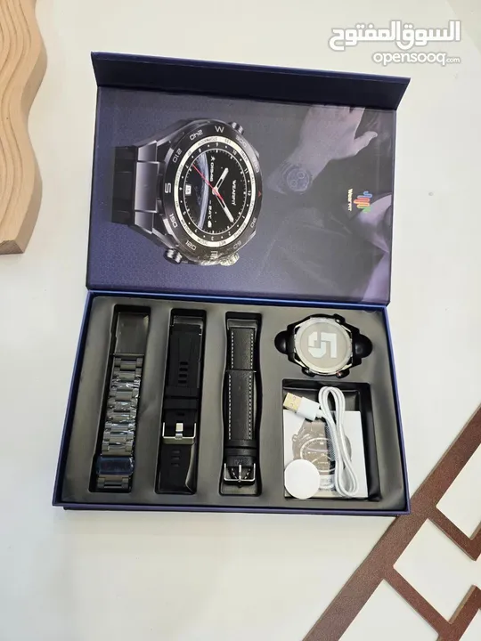 استمتع بالأناقة والتكنولوجيا مع ساعة HW5 Ultimate!