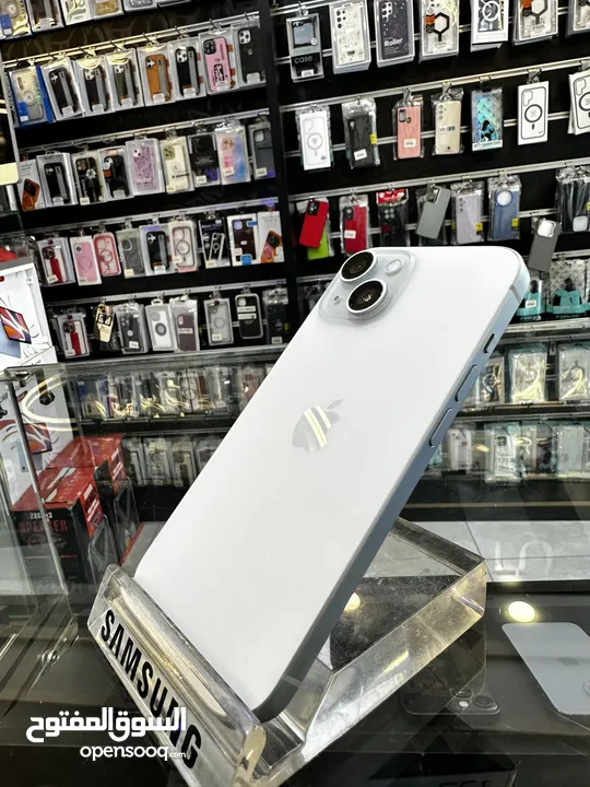 iPhone 15  128GB بطارية 98% تب نضافة مش مفتوح ولا مغير فيه اي اشي وارد امريكي esim  (مش مشفر)