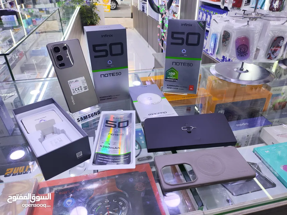 مستعمل يومين NOTE 50 جيجا 256 رام 16 معها كامل اغراضها الاصلية تيتانيوم لون متوفر توصيل