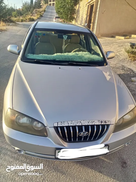 هونداي ألنترا 2006 للبيع  ترخيص وتأمين سنة  نظيفة من جميع النواحي لون فضي ( دهان الشركة )