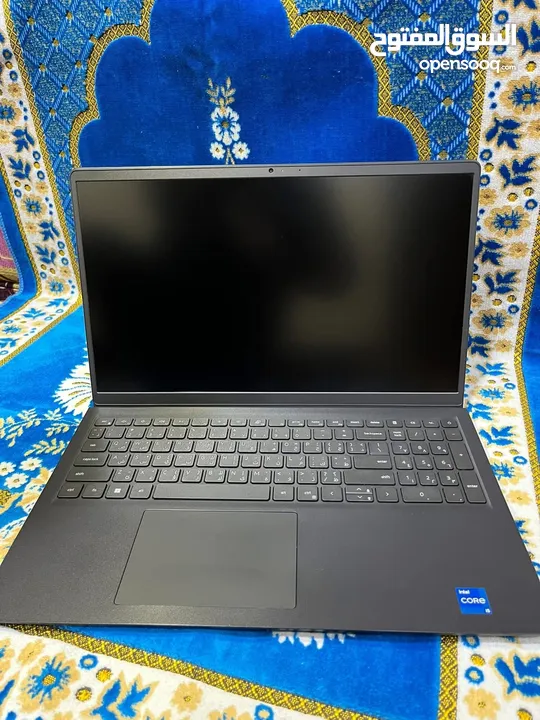 لابتوب Dell vostro 3520
