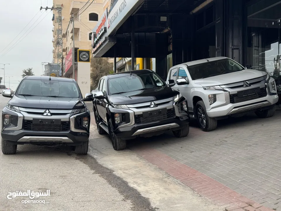 ميتسوبيشي تندر آخر كمية وآخر الوان