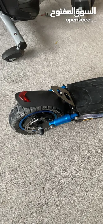 Electric scooter