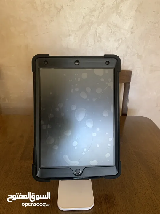 للبيع: iPad الجيل الثامن (iPad 8) – 32GB