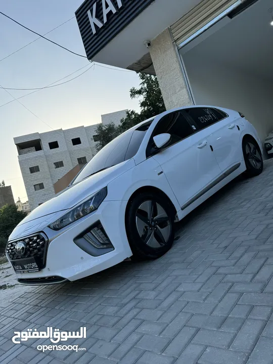 هونداي  أيونك  هايبرد  2021  الحبة  المميزة  على مستوى  الوطن