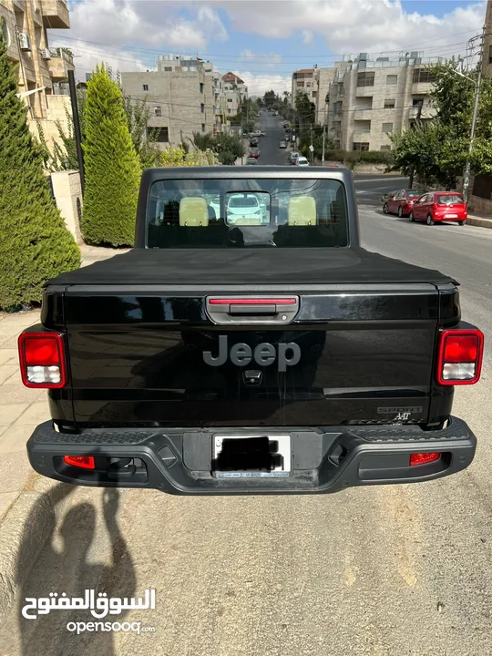 2021 Jeep Gladiator Sport