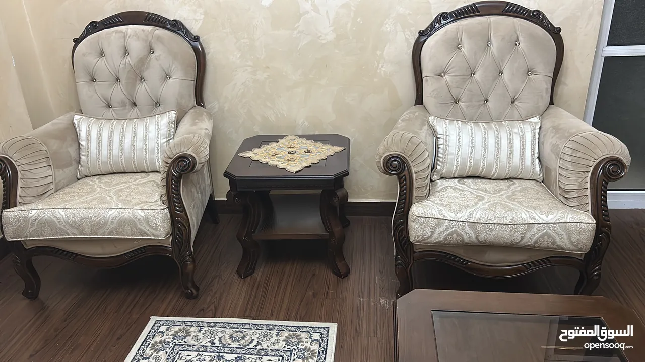 طقم كنب بسعر ممتاز