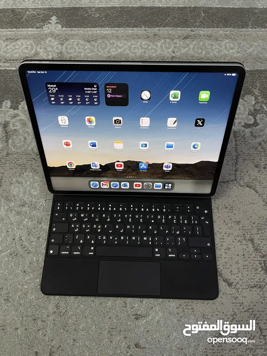 Ipad pro M1 12.9” 256GB with Apple Magic Keyboard