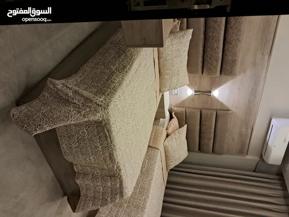 للايجار متاحه من تاريخ 15\6لغايه 27\6شقه محدثه نظام تشطيب كامله فندقي فرش مجهز فندق تفصيل