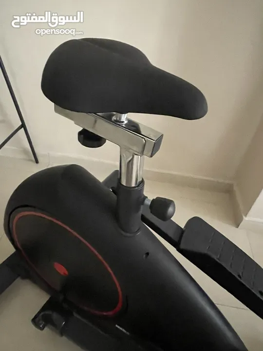 New Cross Machine جهاز كروس للياقة البدنية  World Fitness Cross Elliptical Stationary Bike