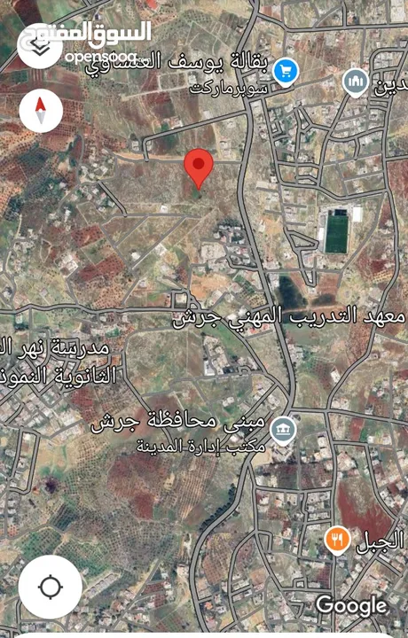 900 متر  الشواهد طريق اربد جرش القديم بعد محافظه جرش عالي و كاشف منطقه فلل بسعر مميز جدا