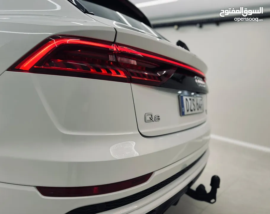 AUDI Q8 فل+++++++