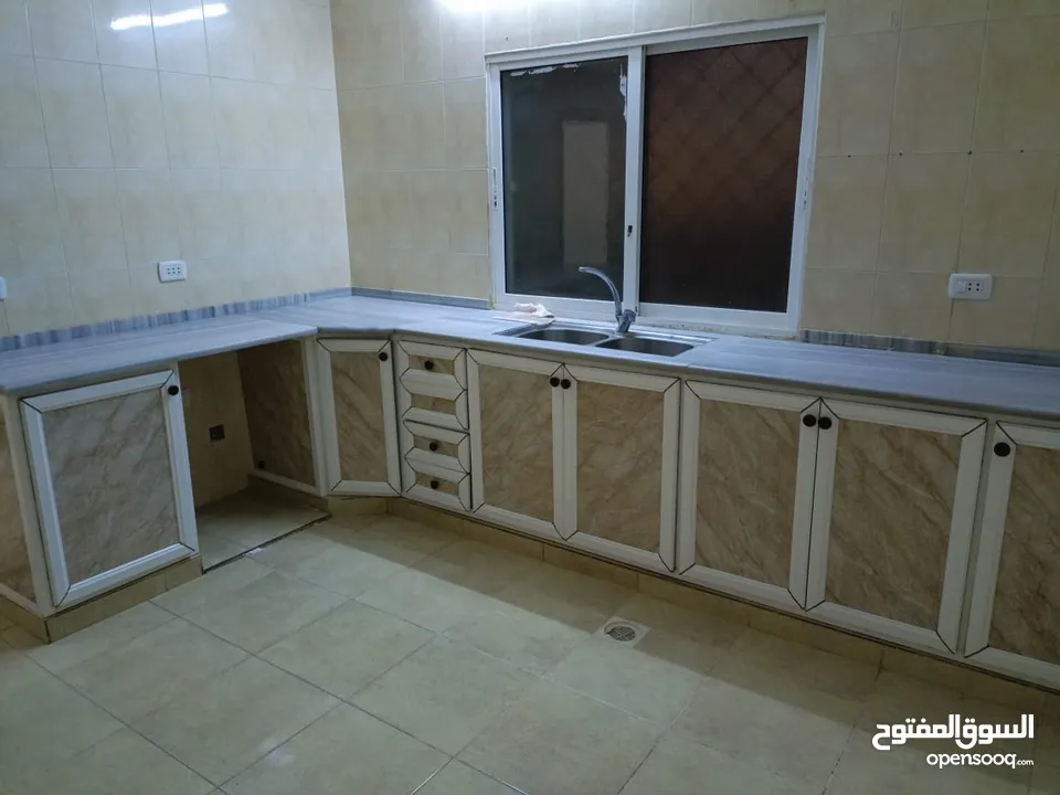 شقق للبيع بسعر مغري