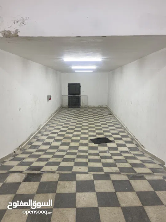 3 مخازن للايجار في تفوح