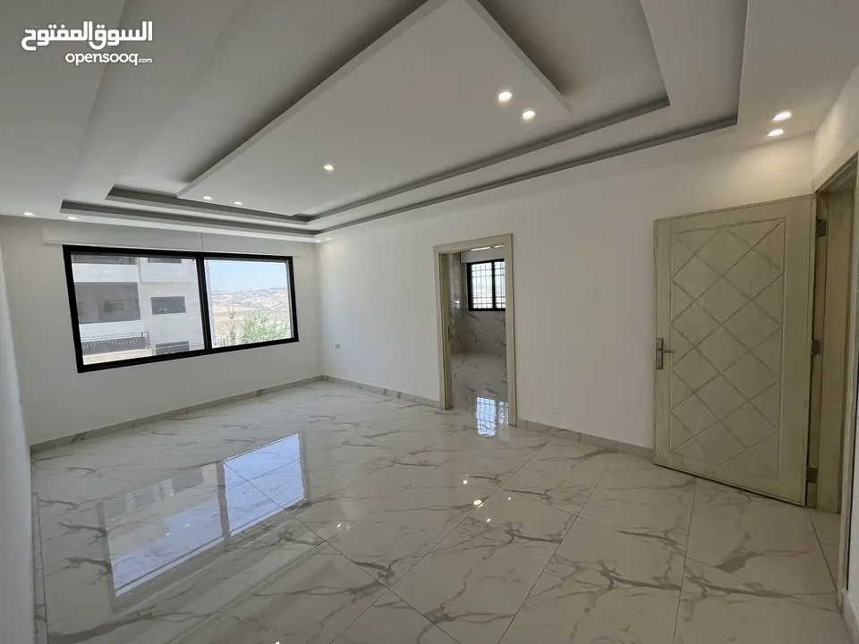 شقة ارضية جديدة مميزة للبيع بسعر جيد جدا بمنطقة البصه ابو السوس من المالك مباشرة