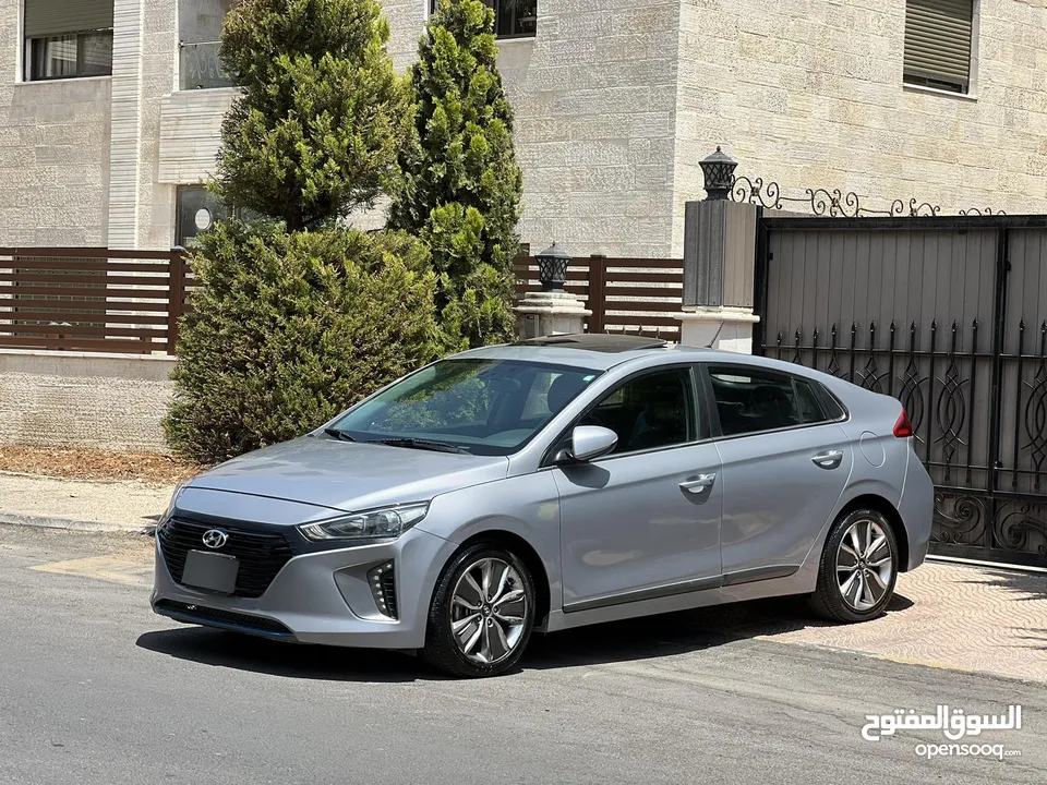 هيونداي ايونك موديل 2018 فحص ثلاث جيد 1 ضربه على الراس فل كامل