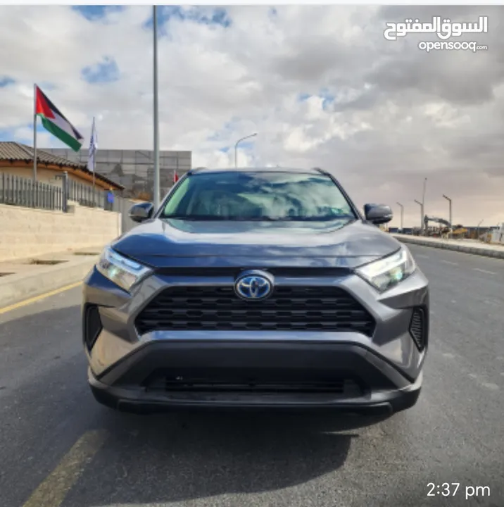 راف فور 2022 هايبريد للبيع. مسافة مقطوعه 19800 كيلومتر. XLE AWD فيراني